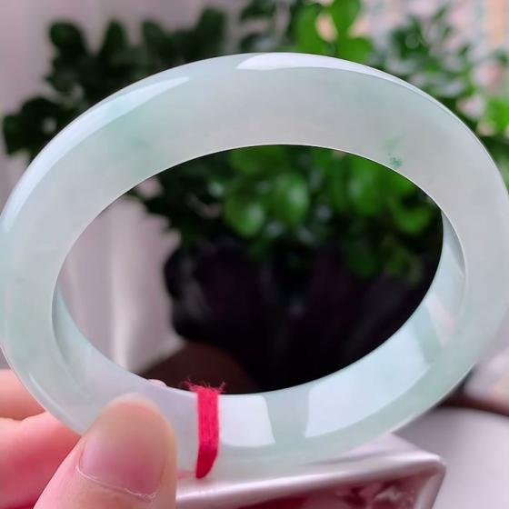 飘花正圈手镯